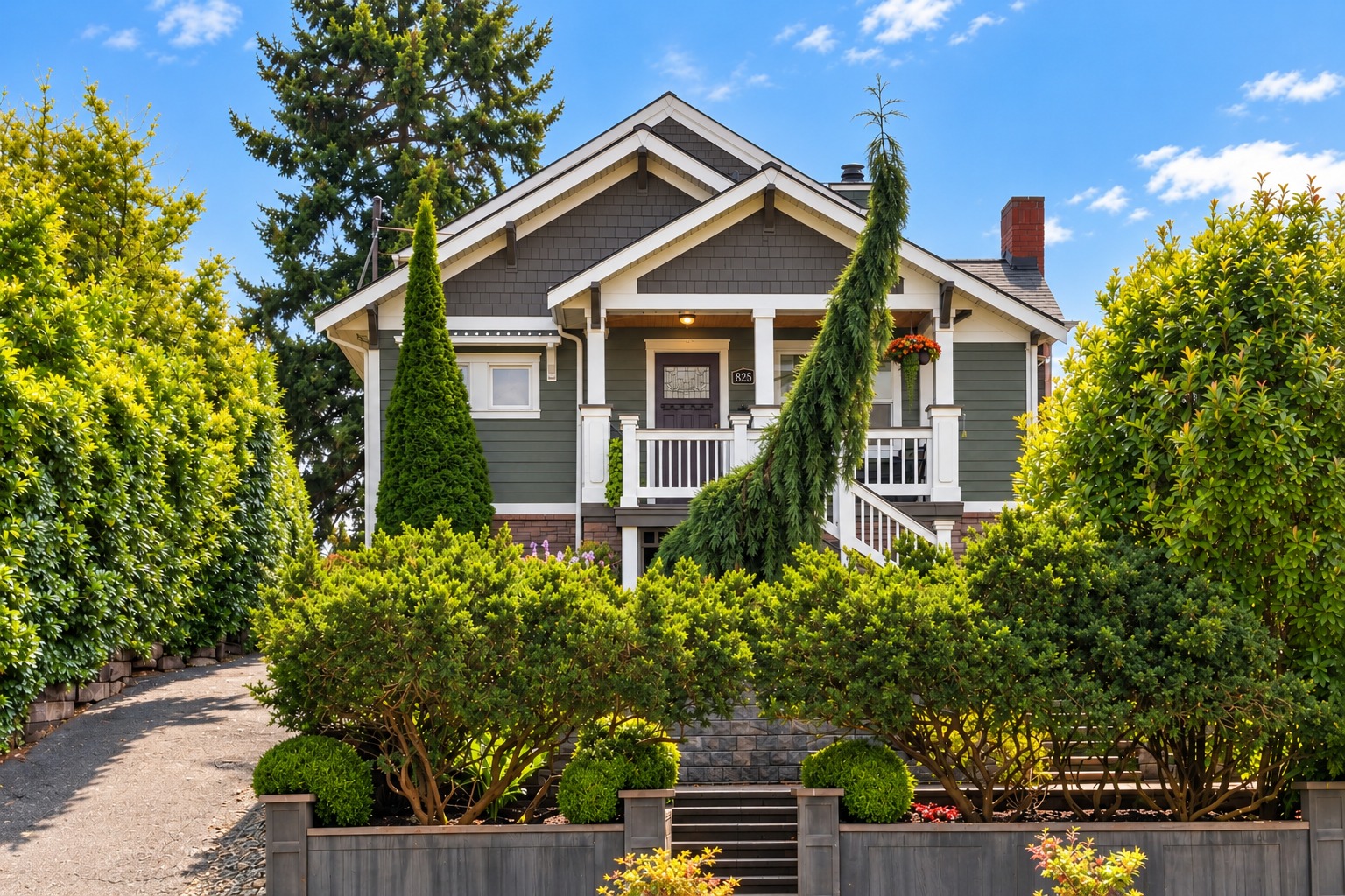 825 NE 75th St exterior